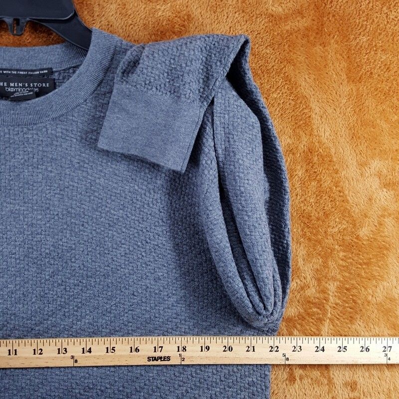 Bloomingdales Mens Sweater Large Grey Pullover Crew 100% Wool Textured Knit — image 6 of 8